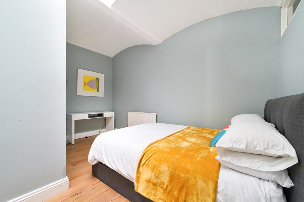 Apartamento Cozy Hideaway In South Ken! Londres Exterior foto